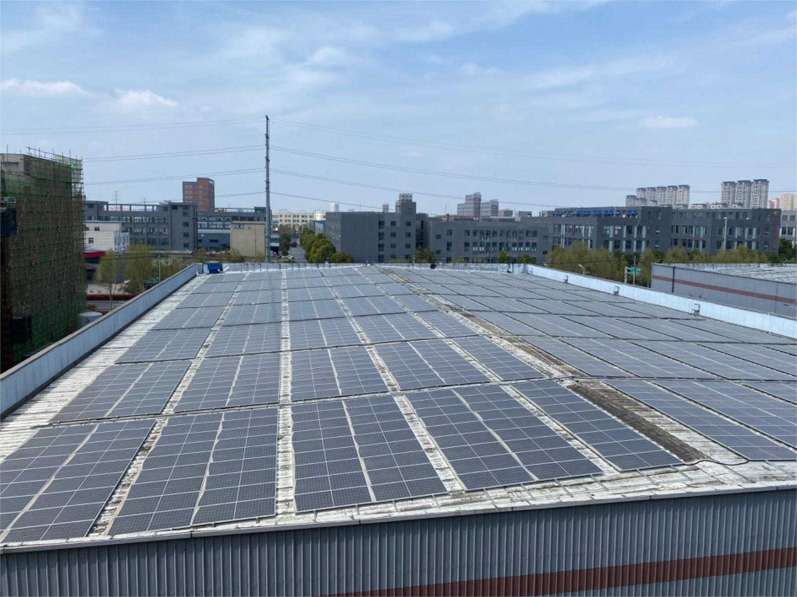 Sistem solar de 2,2 MW pe acoperiș pe rețea (Henan, China)